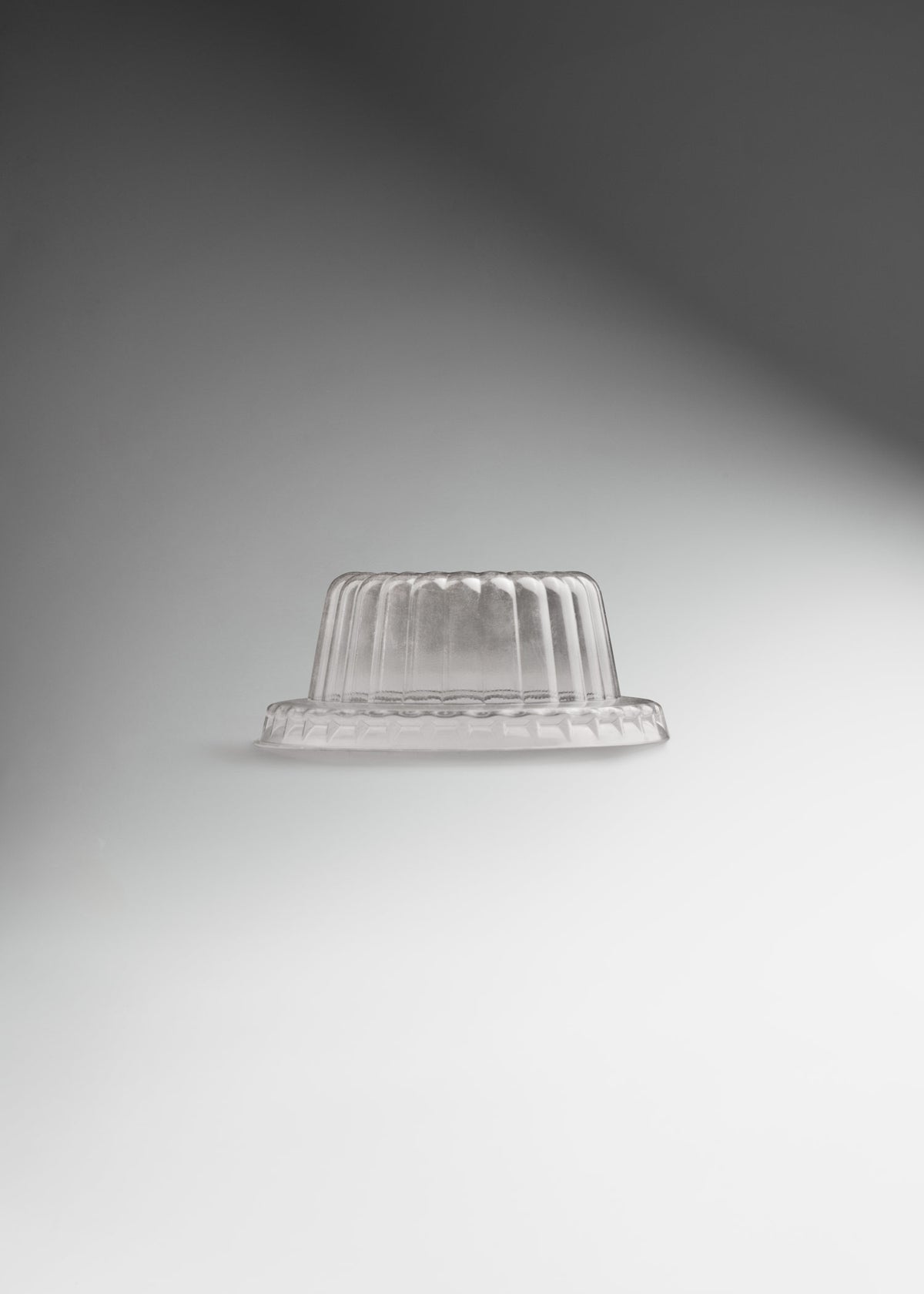 Tapa domo desechable de plástico (pet) transparente premium para contenedor de 3 oz — imagen de producto
