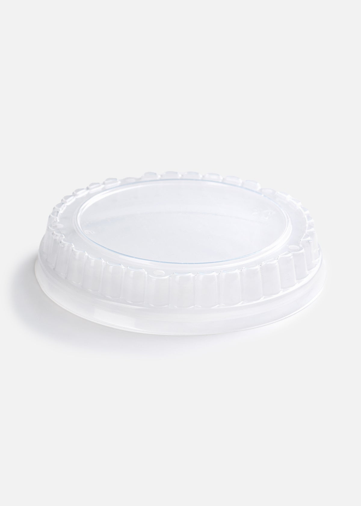 Tapa domo de plástico traslucida para contenedor de 16 oz. Premium — imagen de producto, vista 1