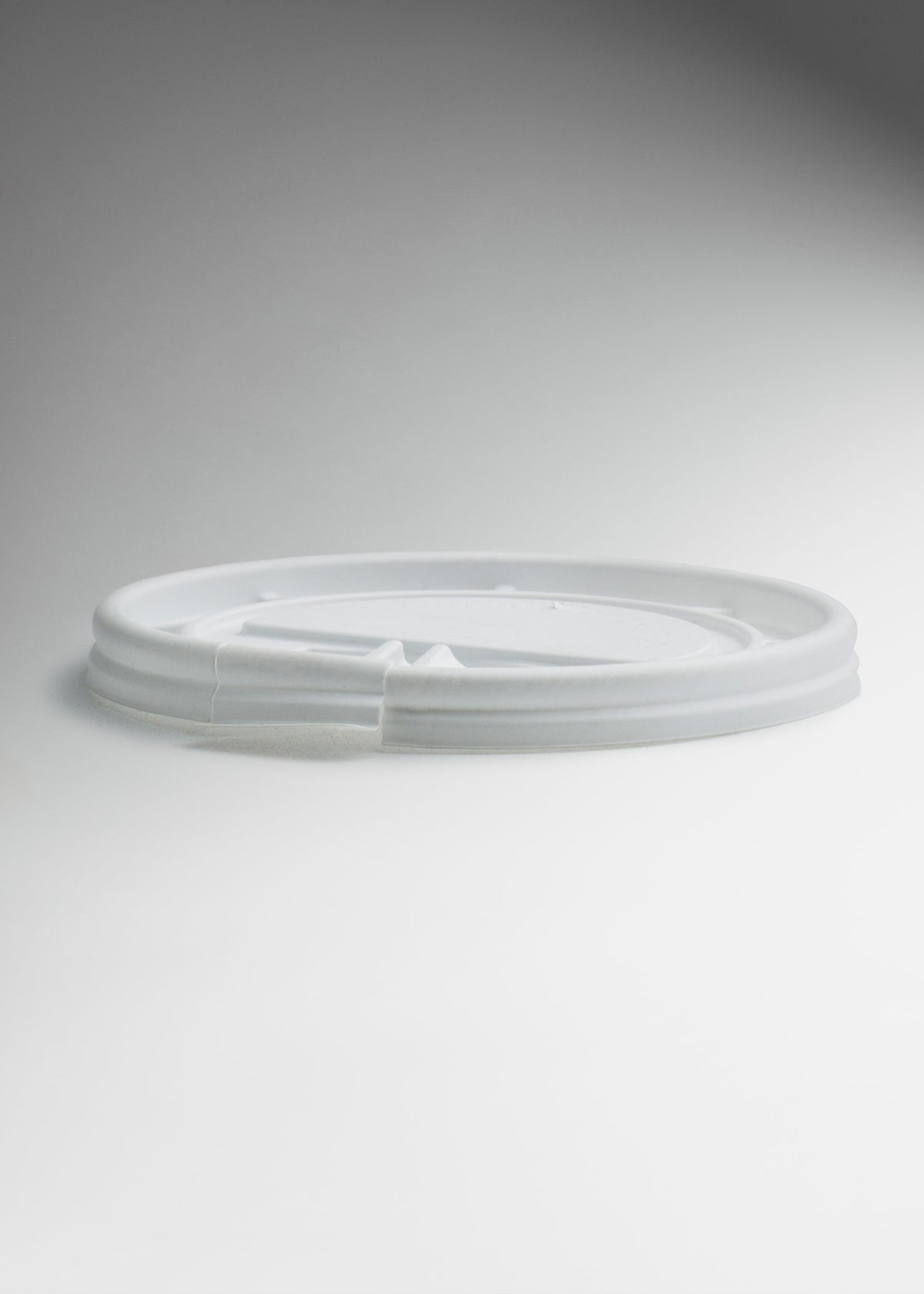Tapas de plástico domo para vaso de papel Arc 10,12,16, 20 oz — imagen de producto, vista 23