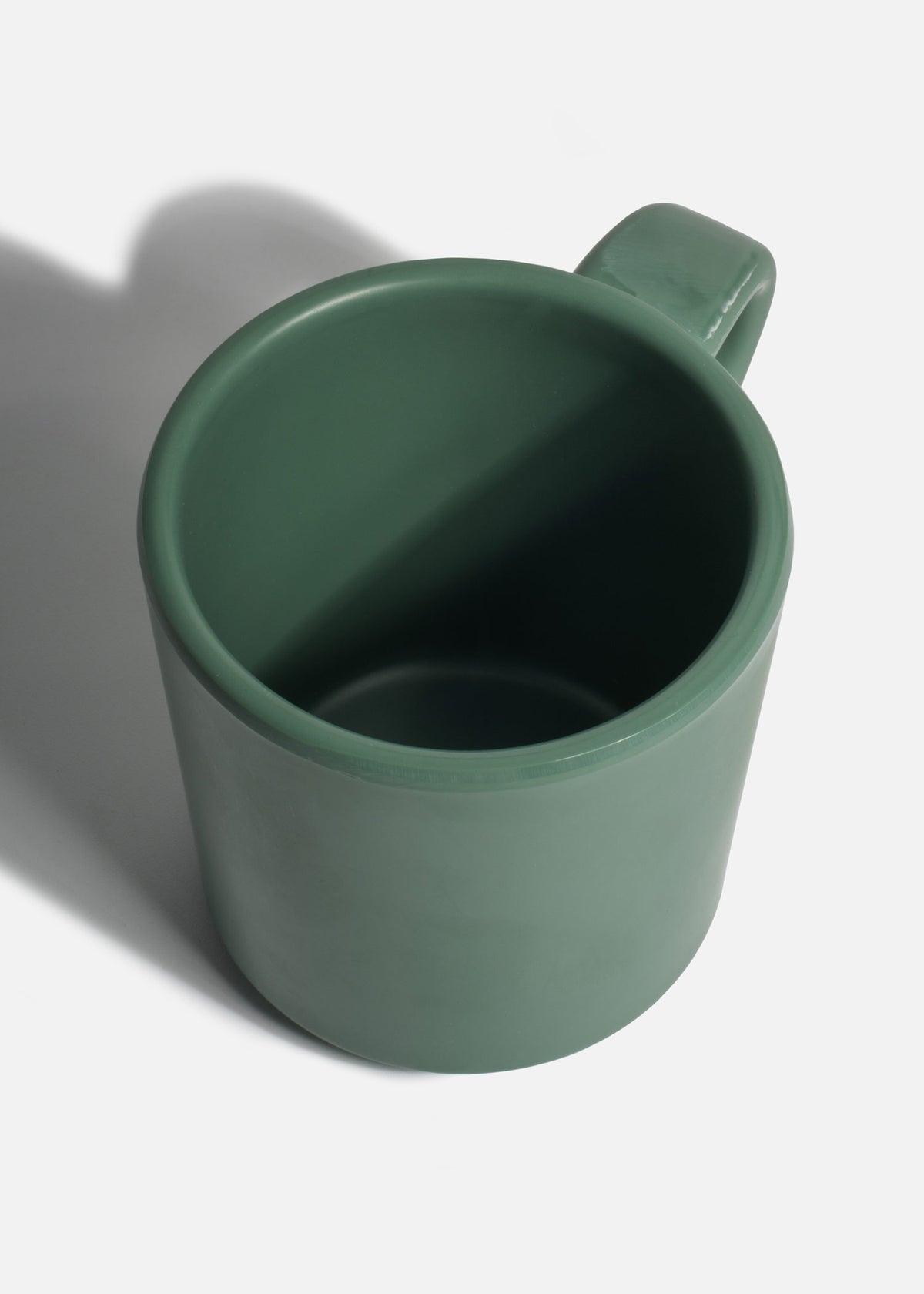 Taza de melamina verde olivo 360 ml — imagen de producto
