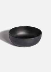 Bowl negro mate para ensaladas y guarniciones