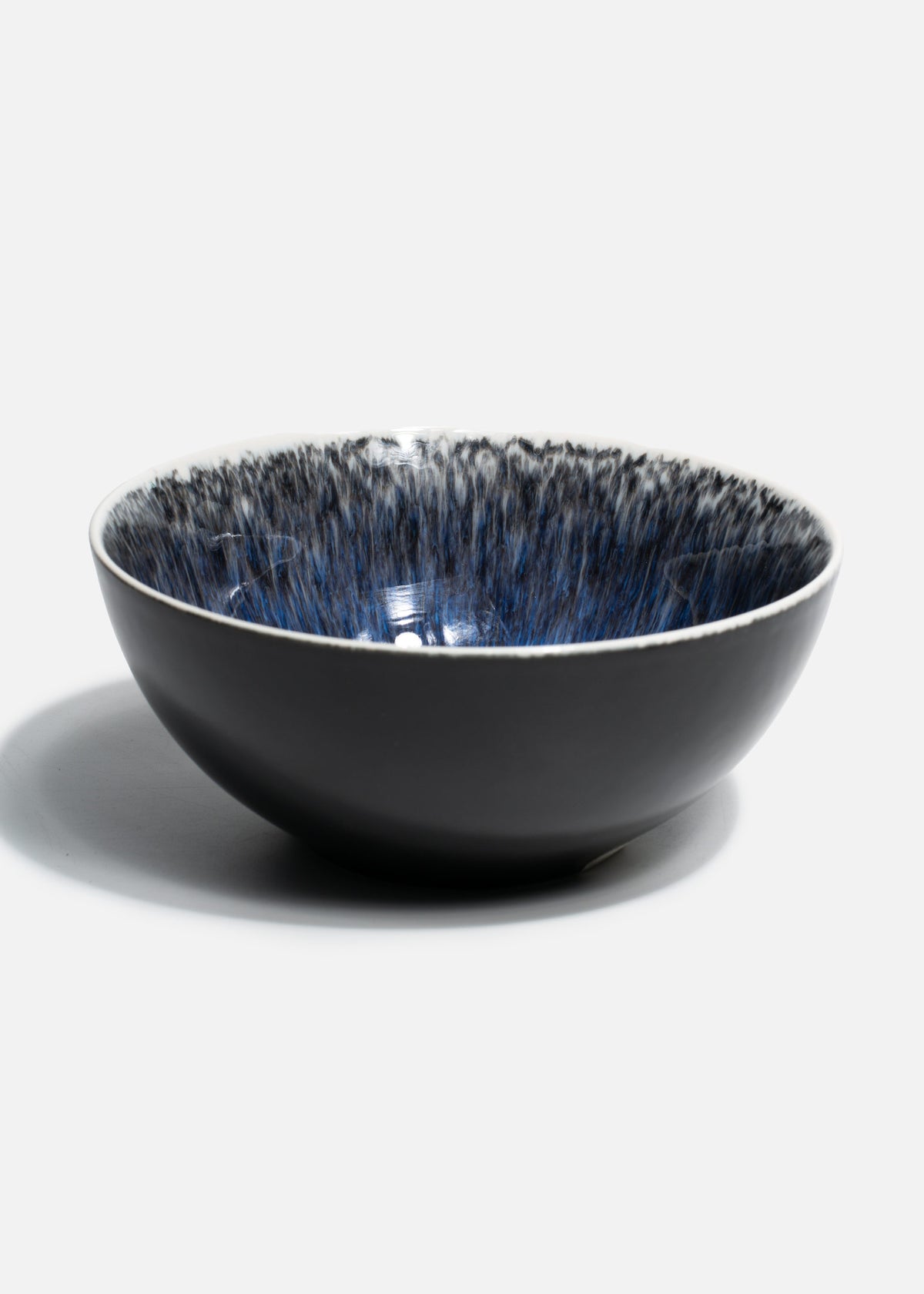 Tazón de porcelana azul oscuro Aiko 700 ml — imagen de producto, vista 2