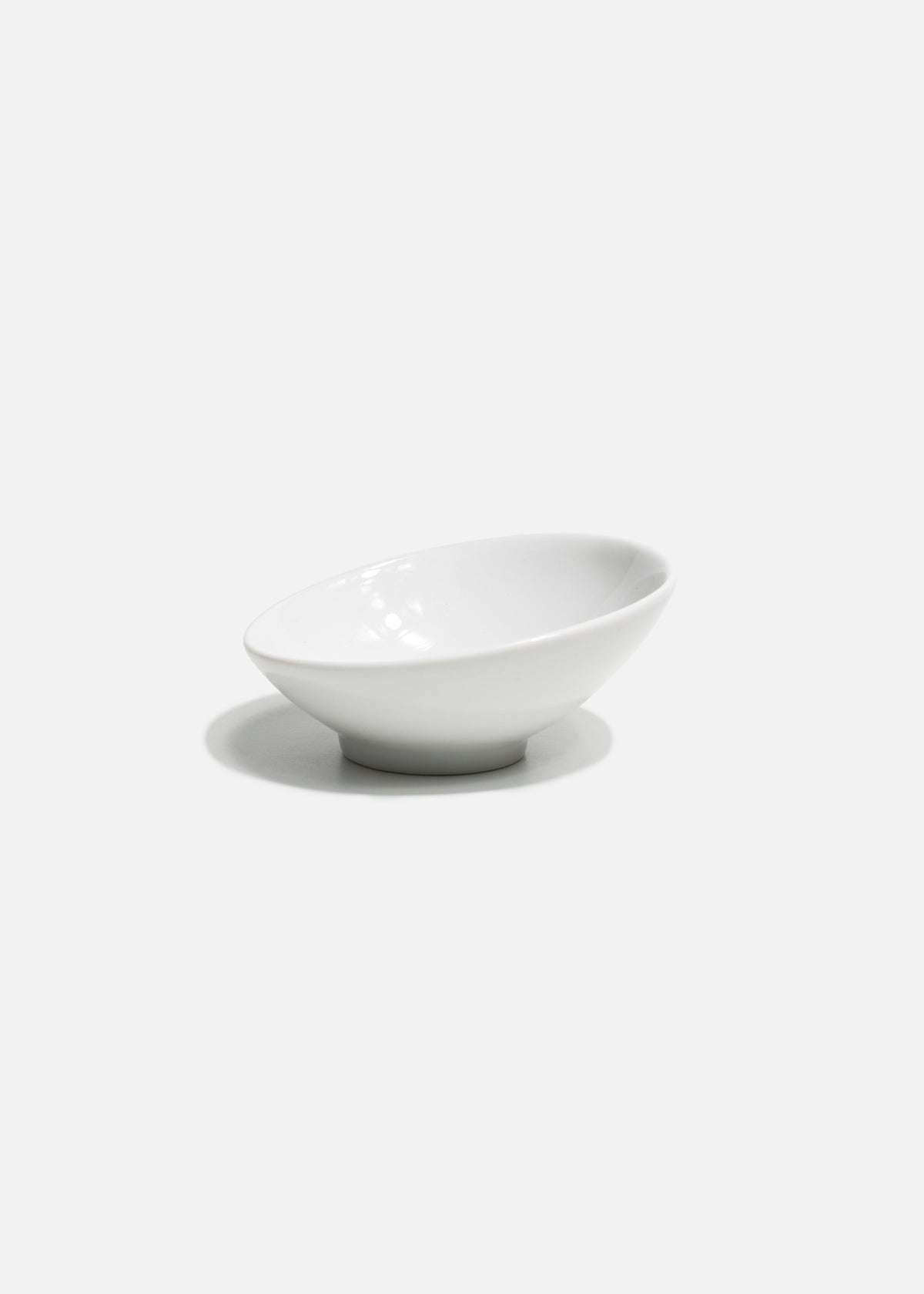 Tazón inclinado de porcelana blanco Italia — imagen de producto, vista 4