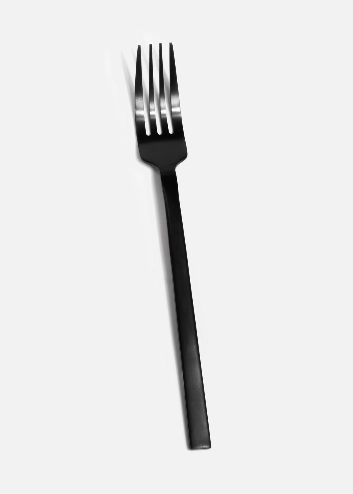 Tenedor de mesa negro satinado de acero inoxidable 18/0 para cafeterías, restaurantes y eventos Elexa 21 cm (8") — imagen de producto
