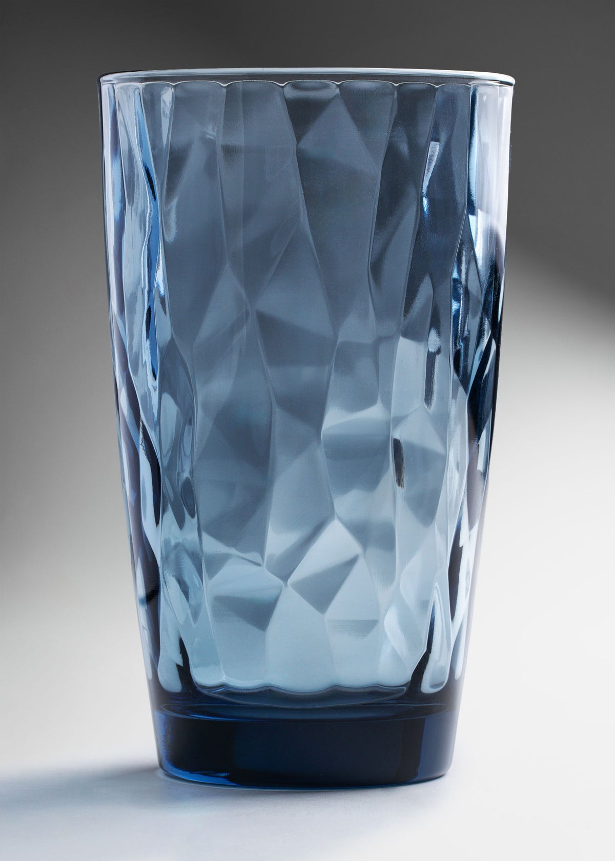 Vaso de vidrio azul Diamond Ocean H.B. 470 ml — imagen de producto, vista 1