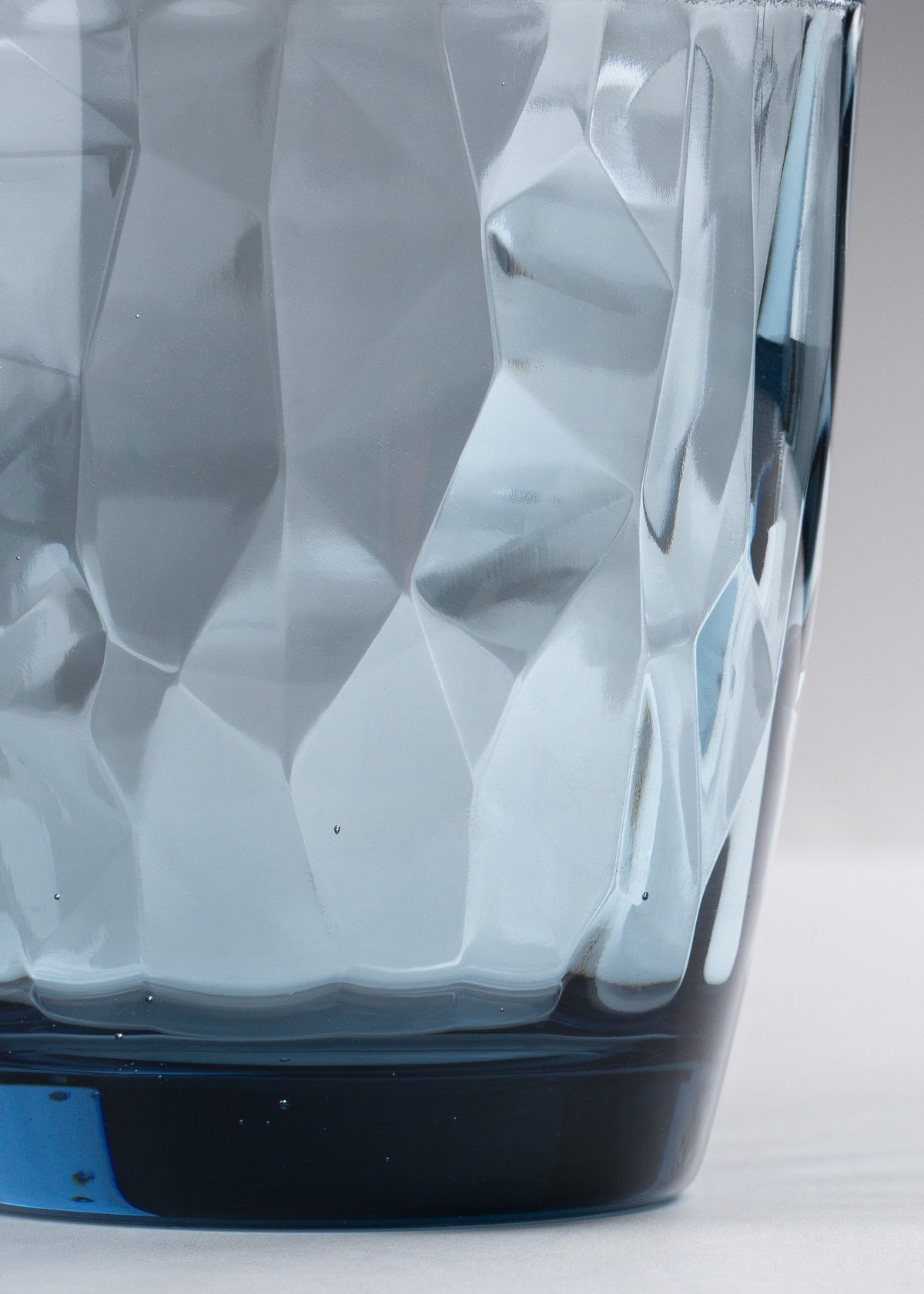 Vaso de cristal azul Diamond Ocean O.F. 385 ml — imagen de producto, vista 4