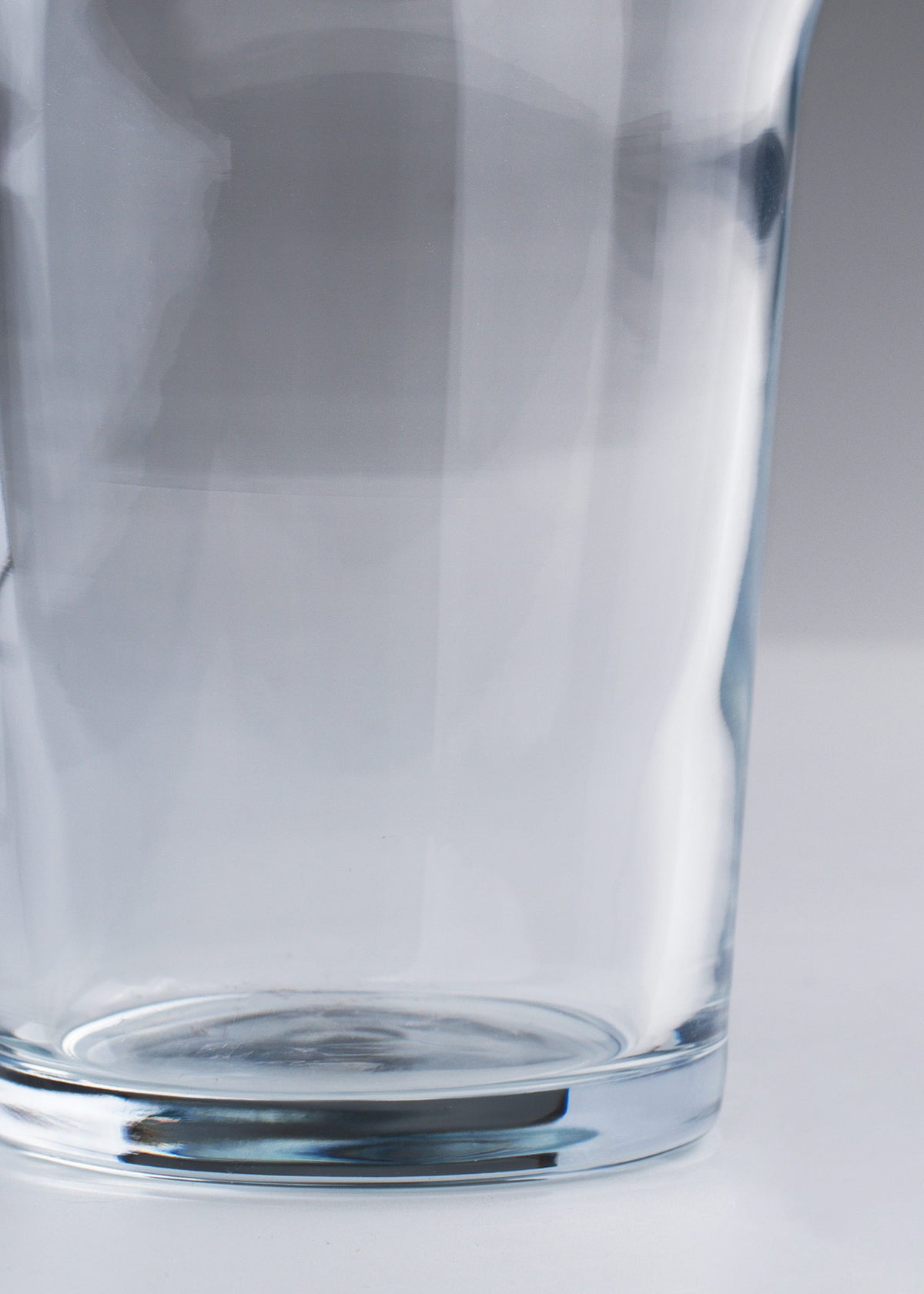 Vaso cervecero vidrio transparente Nonic 570 ml — imagen de producto, vista 4