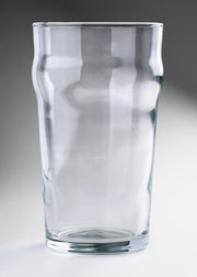 Vaso cervecero vidrio transparente Nonic 570 ml — imagen de producto, vista 1