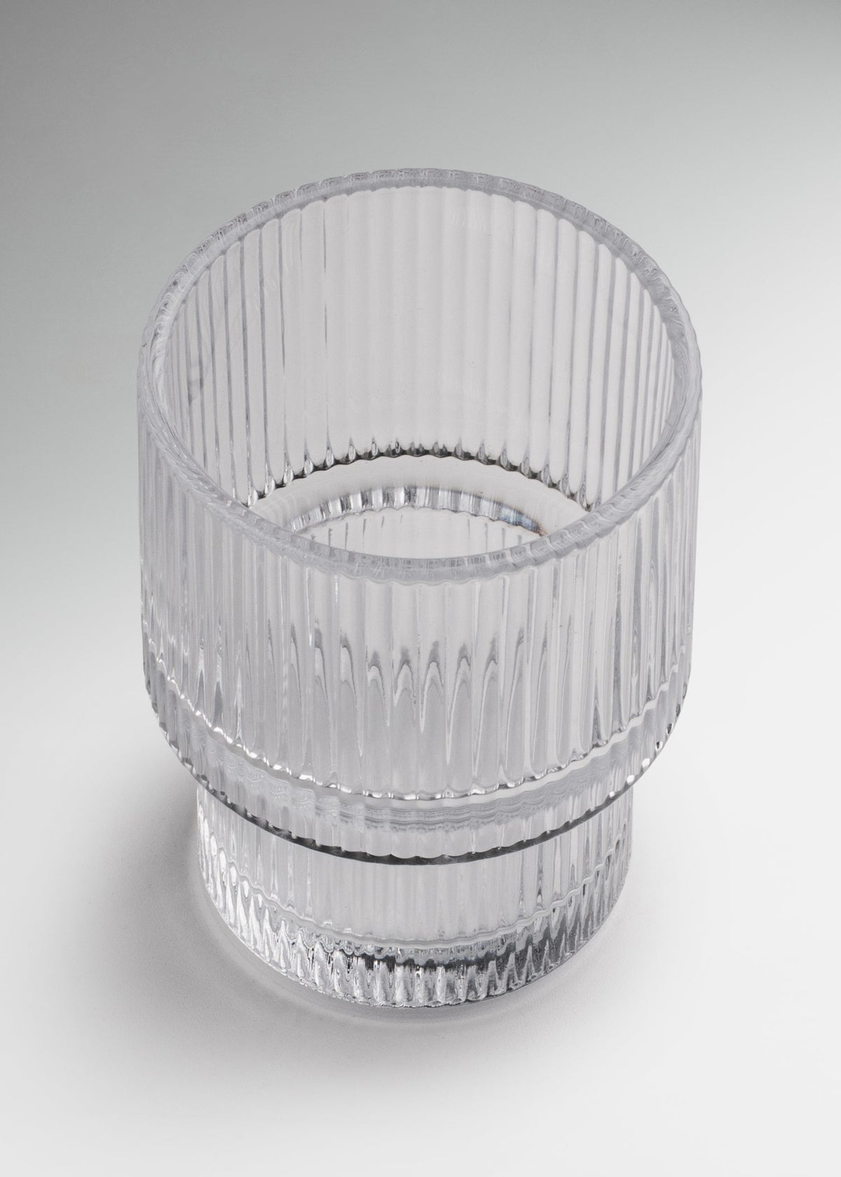 Uso profesional de Vaso Old Fashion de vidrio Venecia 200 ml en restaurantes, hoteles, cafeterias, banquetes y servicio de mesa
