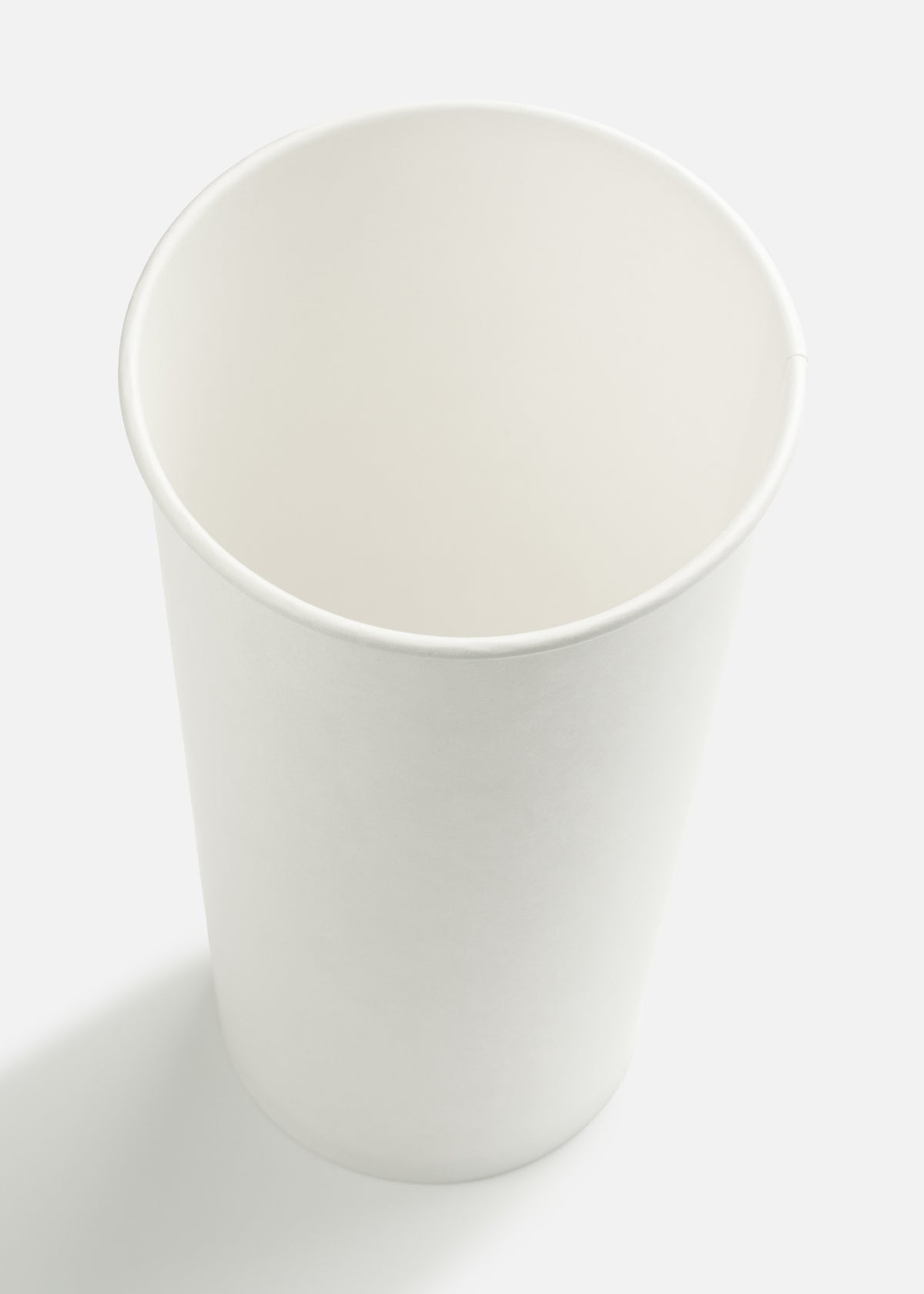 Vaso de papel blanco para bebidas frías 21.9 oz / 650 ml — imagen de producto