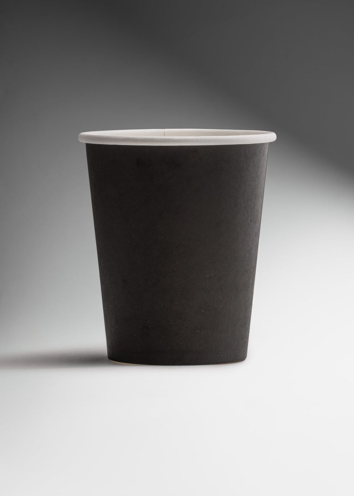 Vaso de papel negro para bebida caliente 8 oz — imagen de producto