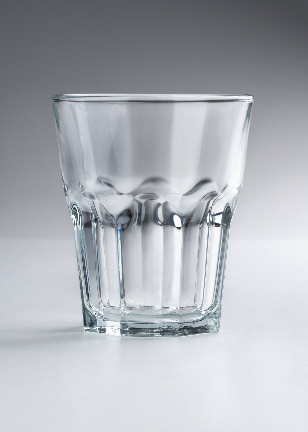 Vaso de vidrio transparente Sierra O.F. 270 ml — imagen de producto, vista 1