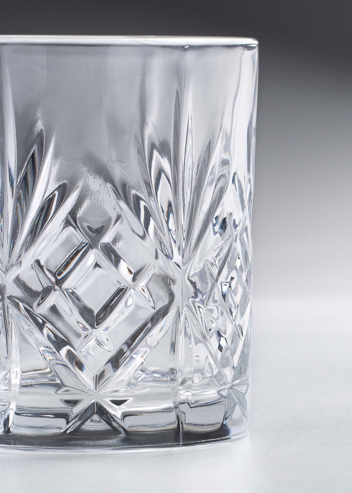 Vaso de vidrio cortado transparente Turín O.F.  310 ml — imagen de producto, vista 3