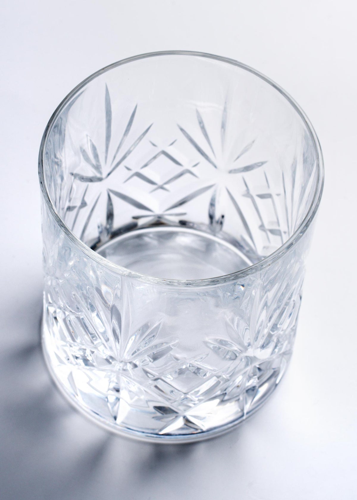 Vaso de vidrio cortado transparente Turín O.F.  310 ml — imagen de producto, vista 4