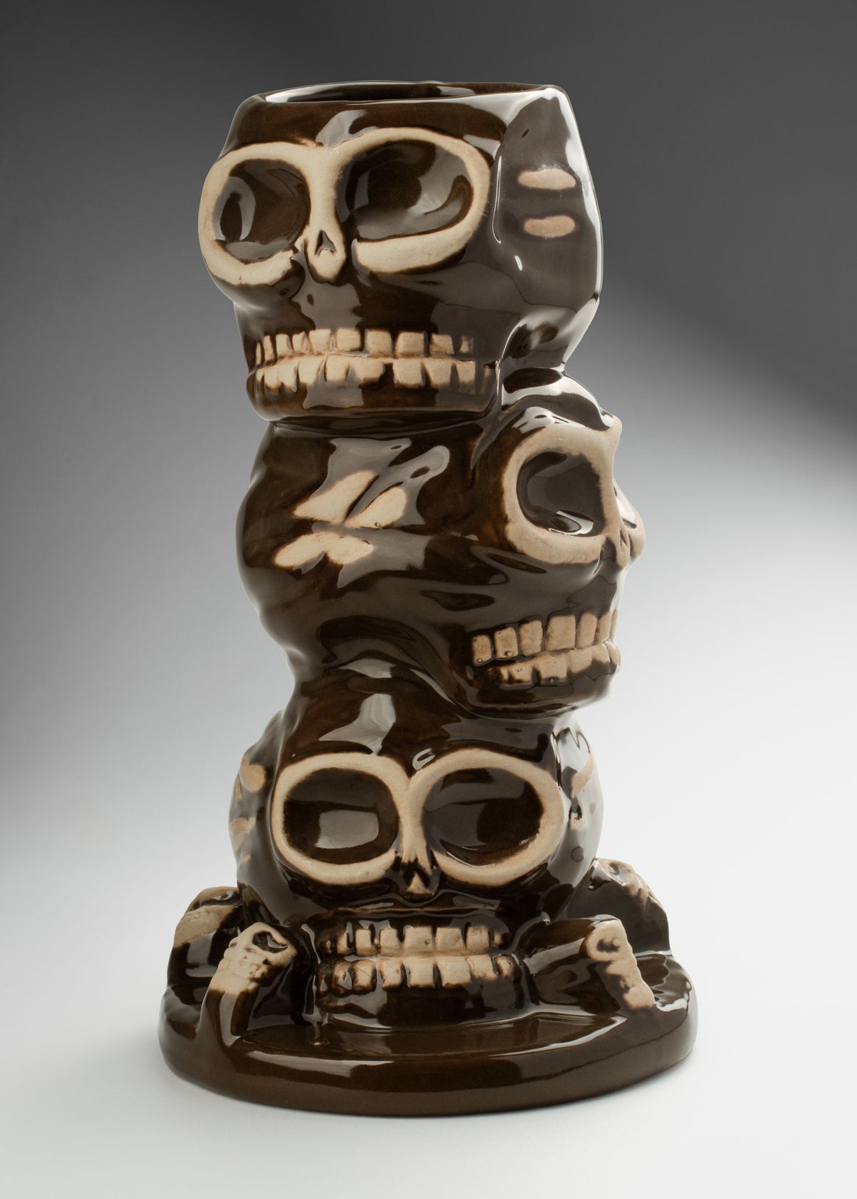 Vasos tiki de cerámica de alta temperatura blanco y café 3 cabezas calavera 550 ml — imagen de producto
