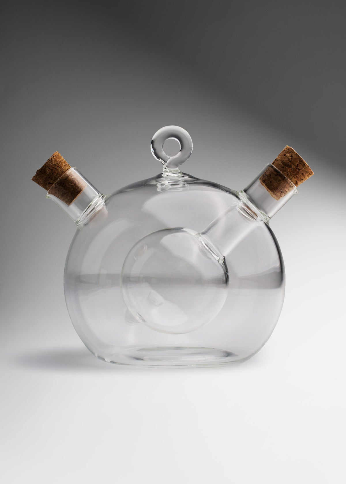 Vinagrera de vidrio (borosilicato) transparente con corcho Esfera 11.5 cm — imagen de producto